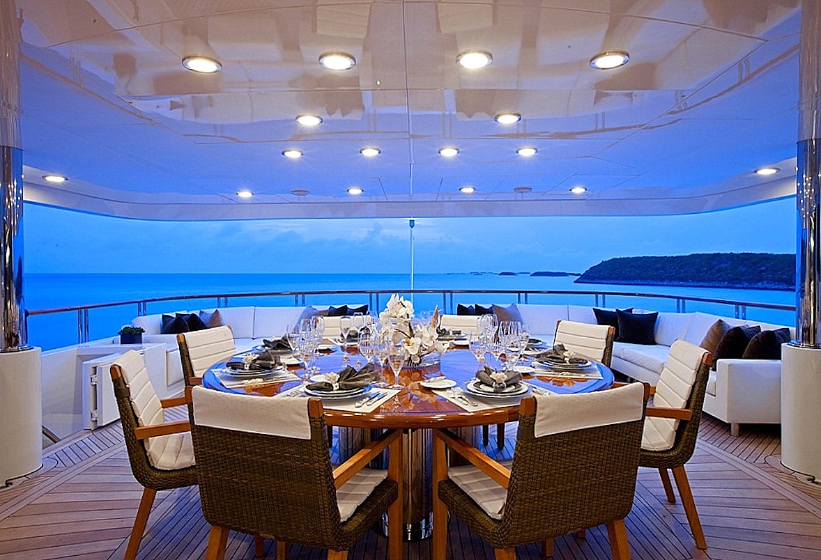 dinner on yacht